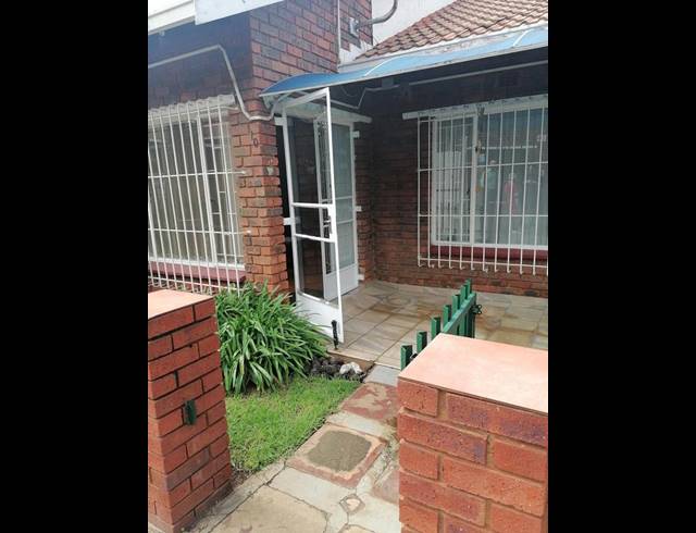 3 BEDROOM APARTMENT FOR SALE IN BOKSBURG SOUTH